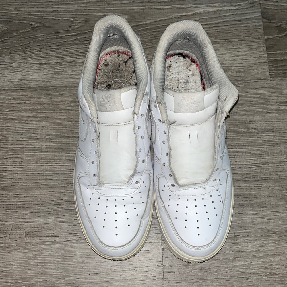 AF1